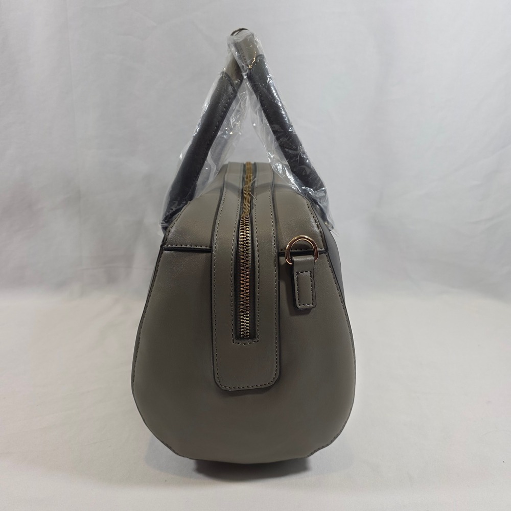 Adrienne Vittadini Regency Collection Pebbled Color Block Barrel Bag NWT - Picture 3 of 10